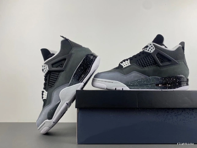 4 Air FQ8138-002 Jordan Fear 1102